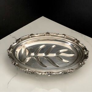 Chippendale 11" Meat Platter by Wallace Silversmiths